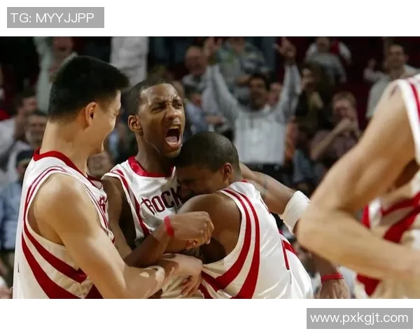 CBA激战麦迪领衔青岛队对决江苏队精彩瞬间回顾